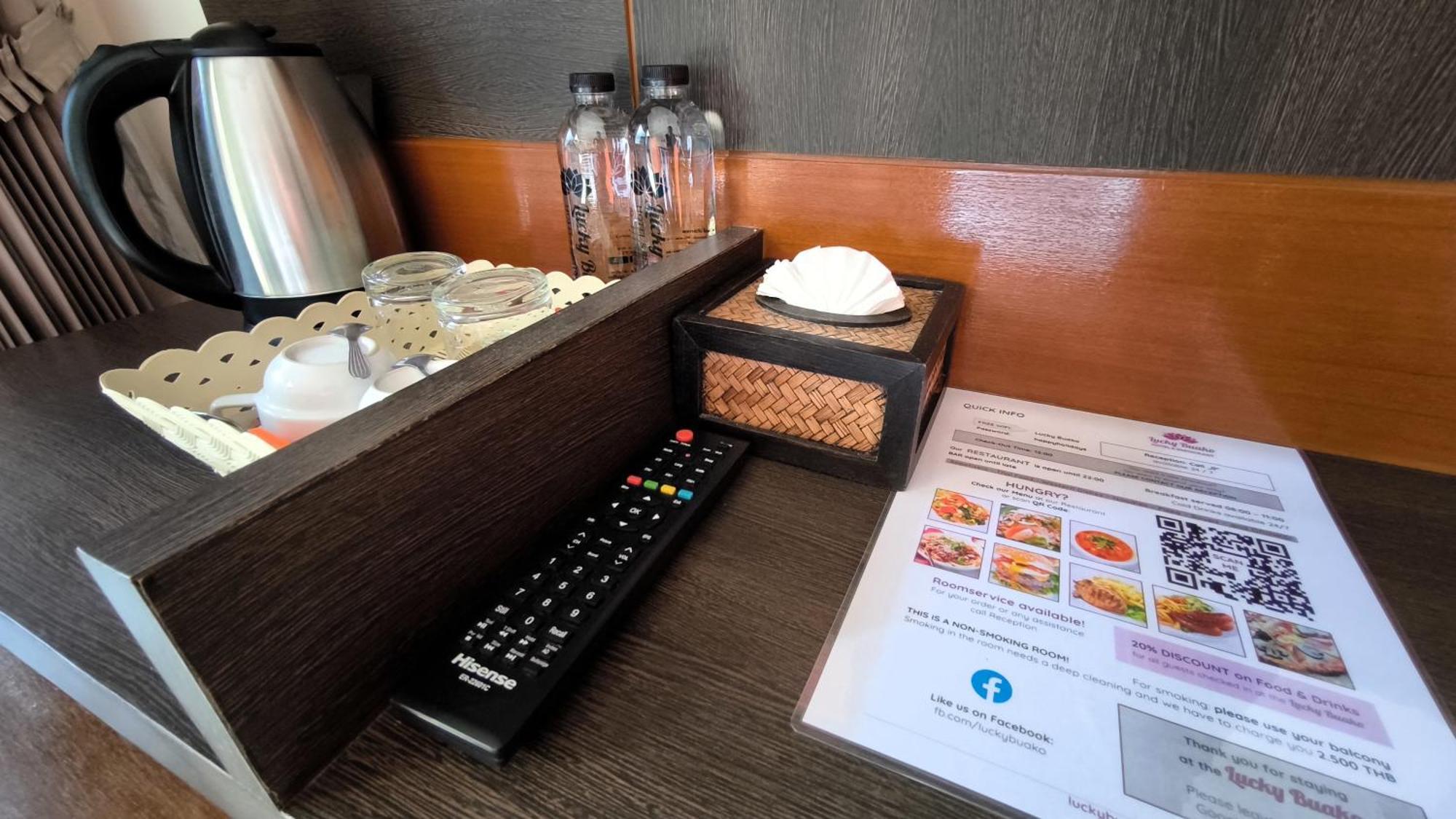 Lucky Buako Hotel Patong 외부 사진
