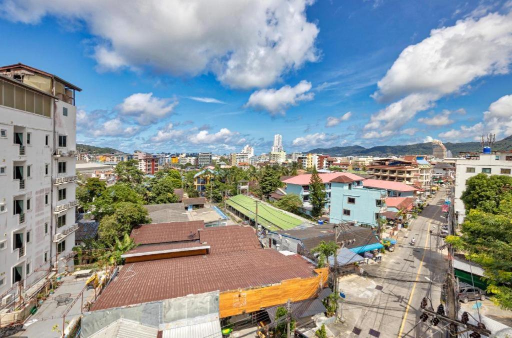 Lucky Buako Hotel Patong 외부 사진